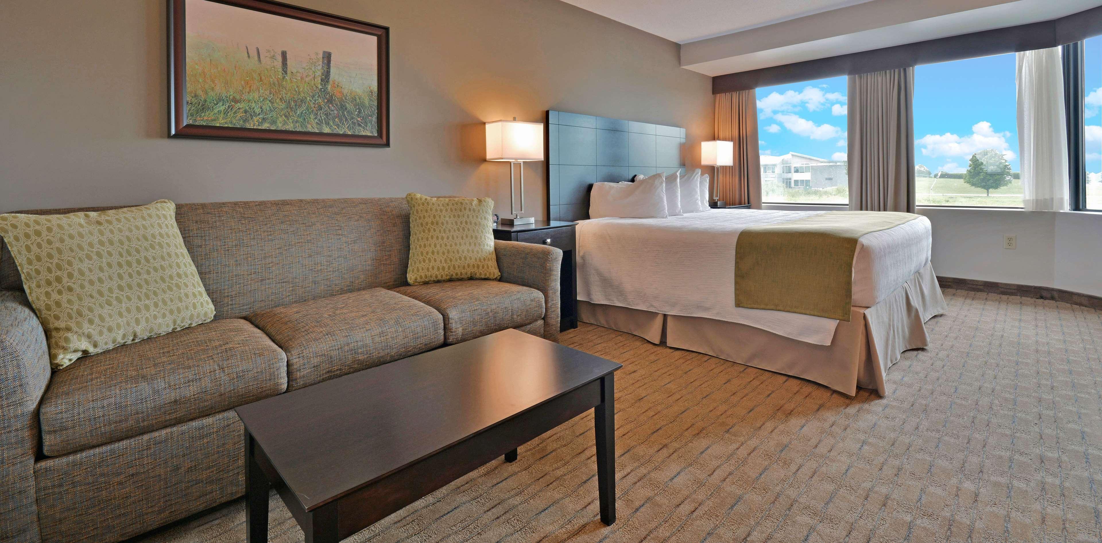 Best Western Pembroke Inn & Conference Centre Екстериор снимка