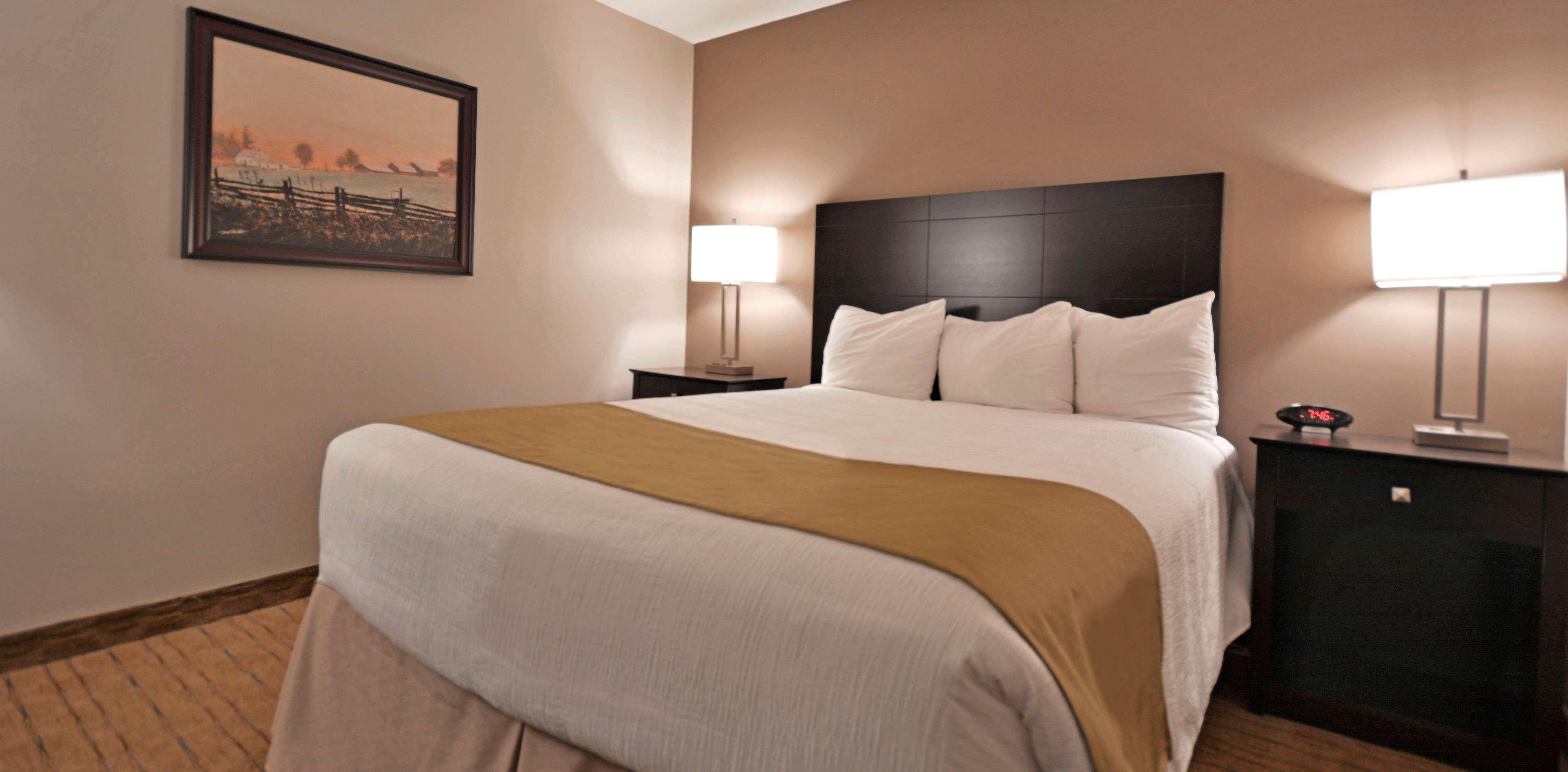 Best Western Pembroke Inn & Conference Centre Екстериор снимка