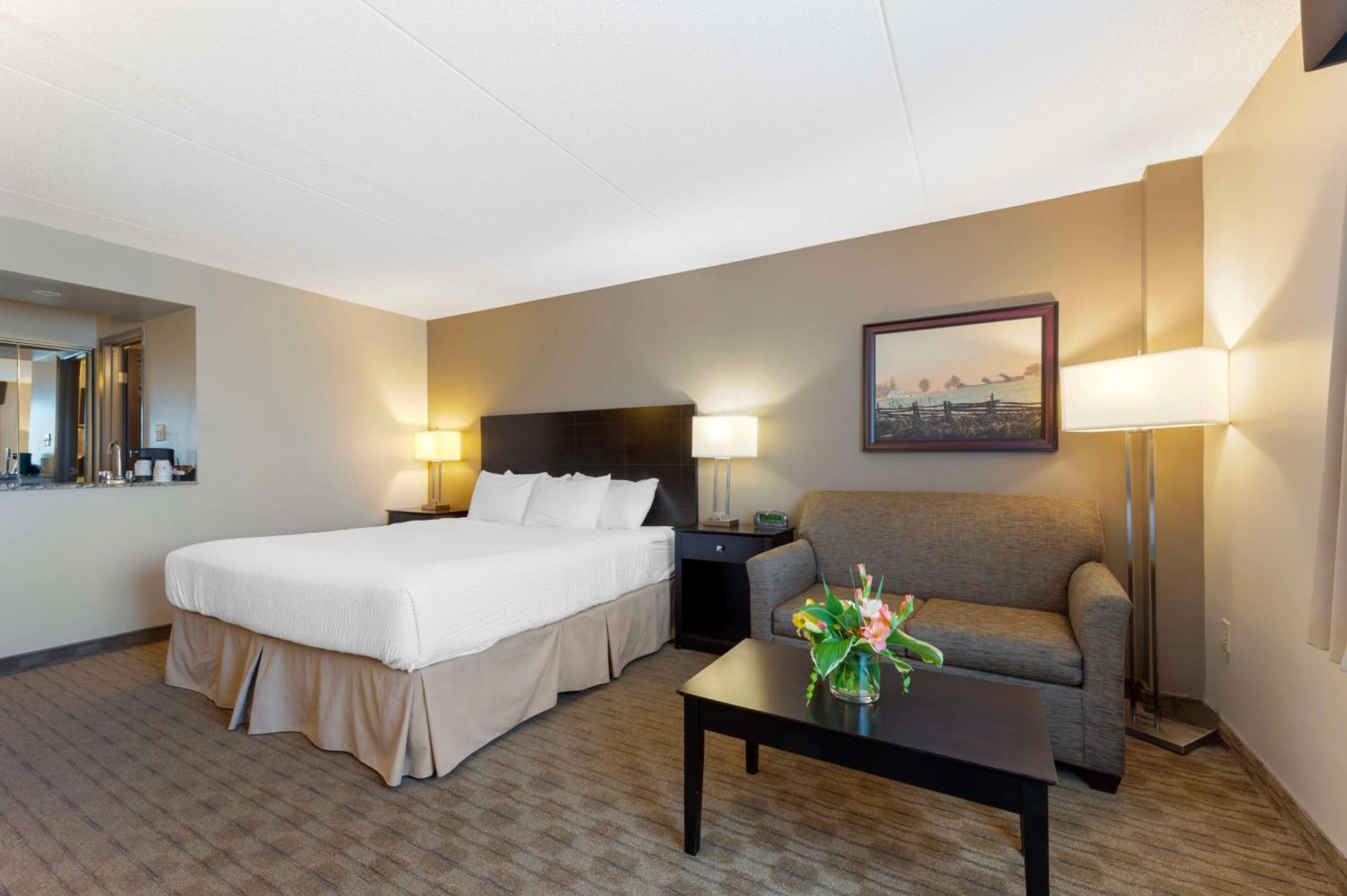 Best Western Pembroke Inn & Conference Centre Екстериор снимка