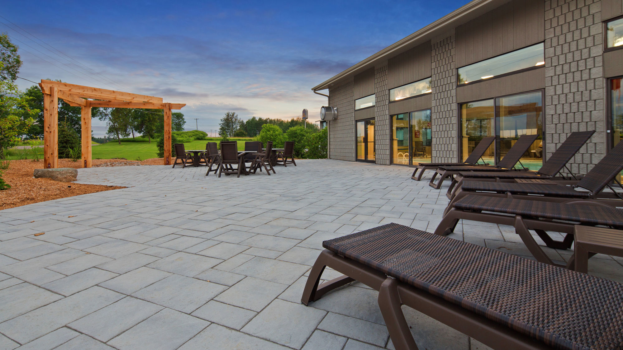 Best Western Pembroke Inn & Conference Centre Екстериор снимка